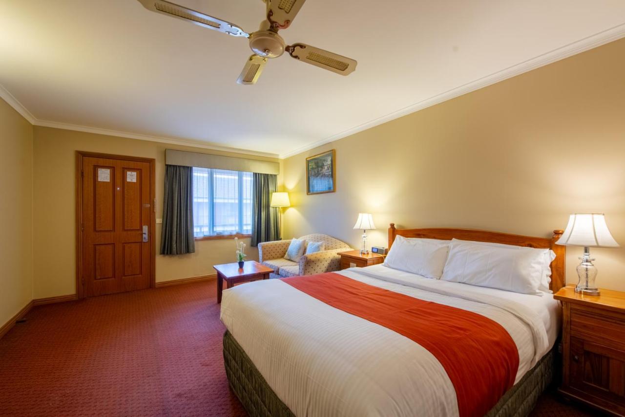 Gateway On Monash Hotel Notting Hill Bagian luar foto