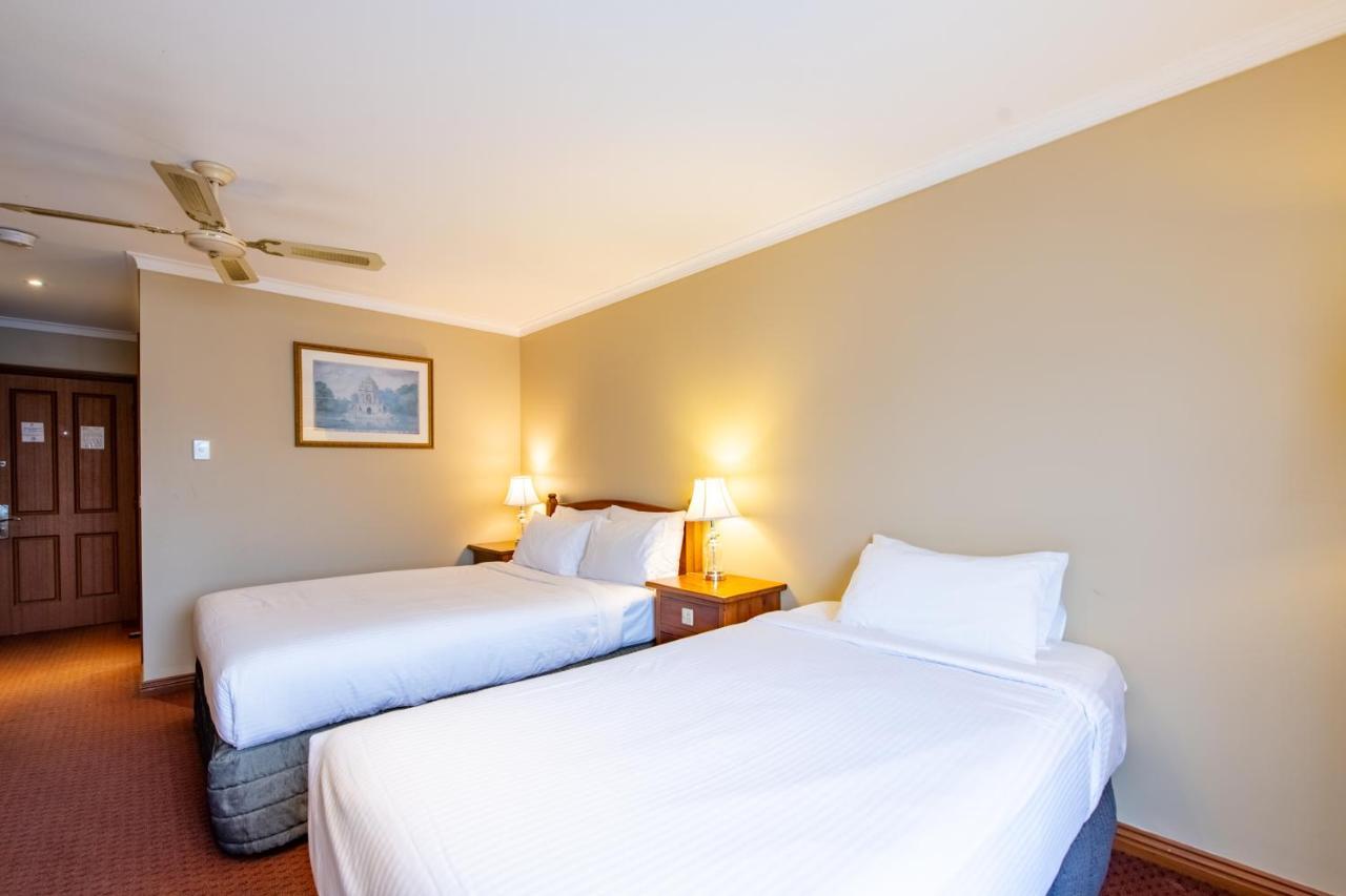 Gateway On Monash Hotel Notting Hill Bagian luar foto