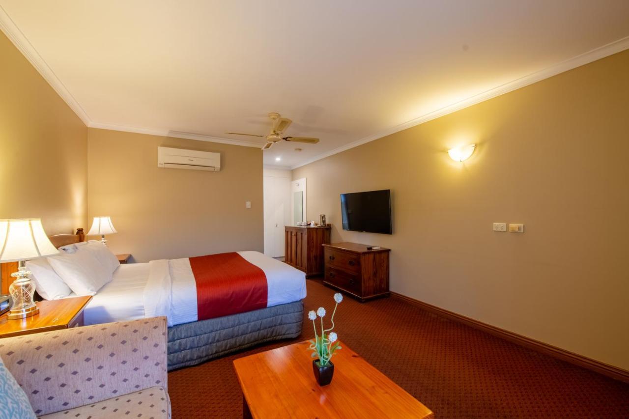 Gateway On Monash Hotel Notting Hill Bagian luar foto