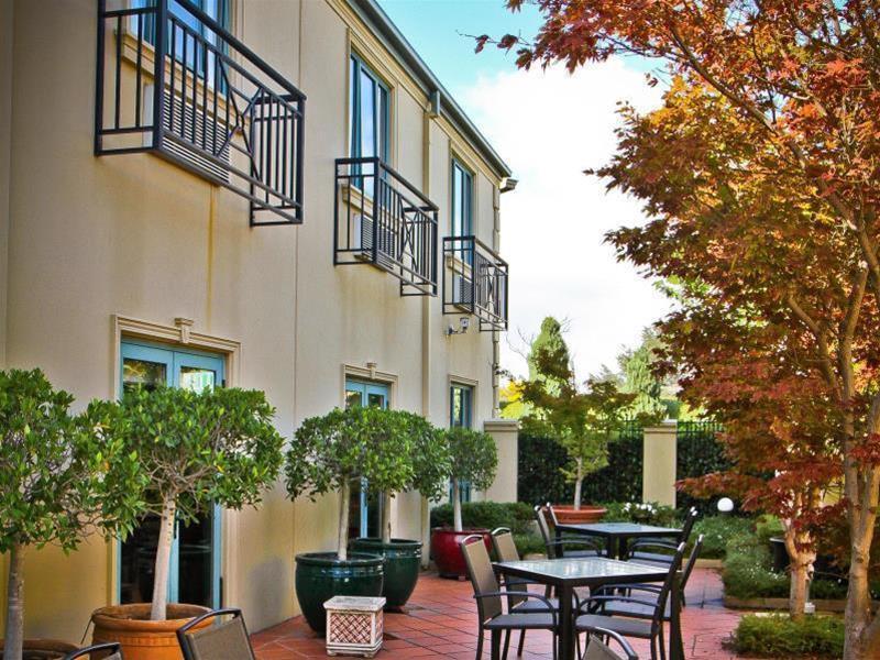 Gateway On Monash Hotel Notting Hill Bagian luar foto